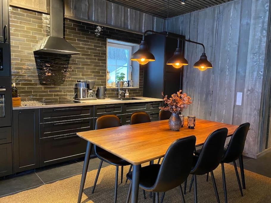 Modern Stuga Med Ski Lodge Kaensla Järvsö Εξωτερικό φωτογραφία