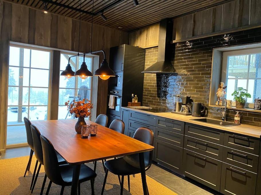 Modern Stuga Med Ski Lodge Kaensla Järvsö Εξωτερικό φωτογραφία