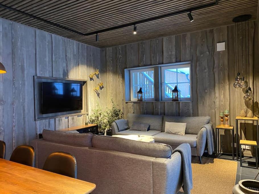 Modern Stuga Med Ski Lodge Kaensla Järvsö Εξωτερικό φωτογραφία