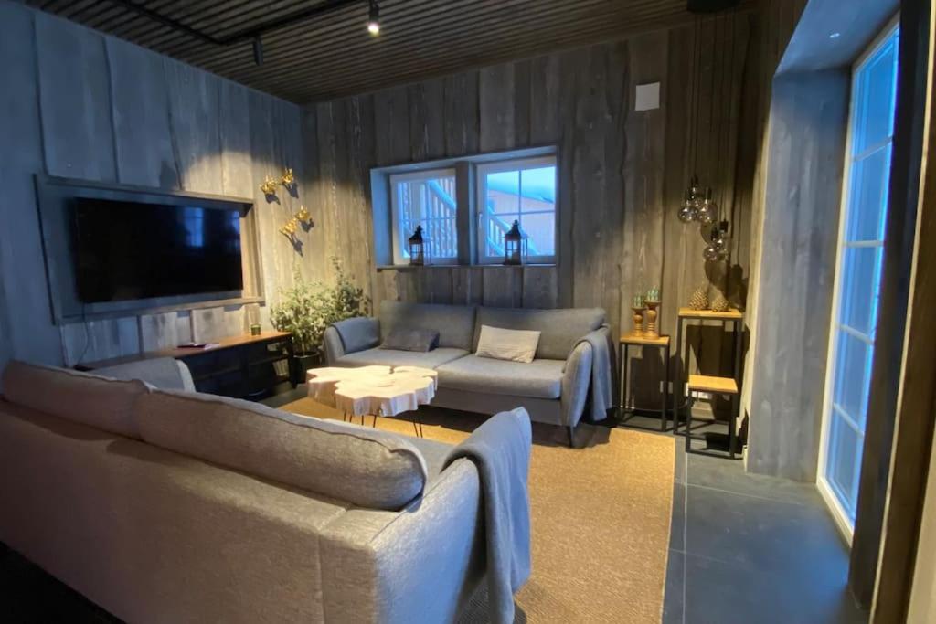 Modern Stuga Med Ski Lodge Kaensla Järvsö Εξωτερικό φωτογραφία
